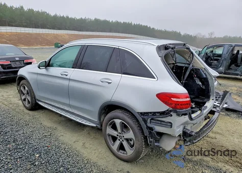 2018 Mercedes-Benz Glc 300 4Matic z USA, uszkodzony, nr VIN WDC0G4KB4JV035138